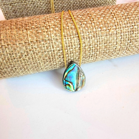 Abalone Shell Necklace Minimalist Crystal Gemstone floating - Picture 1 of 6